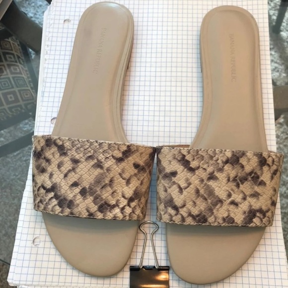 Banana Republic Shoes - Nwot banana republic slides snakeskin